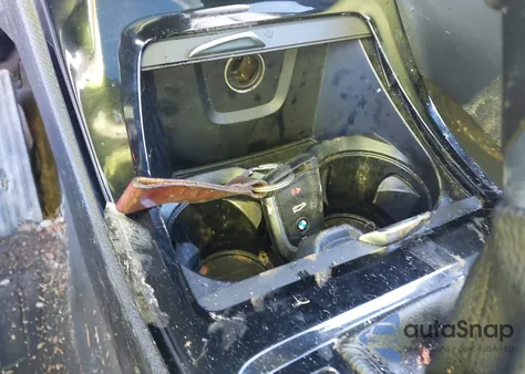 2016 BMW X1 xDrive28I из США, поврежденный, VIN WBXHT3C32GP889583